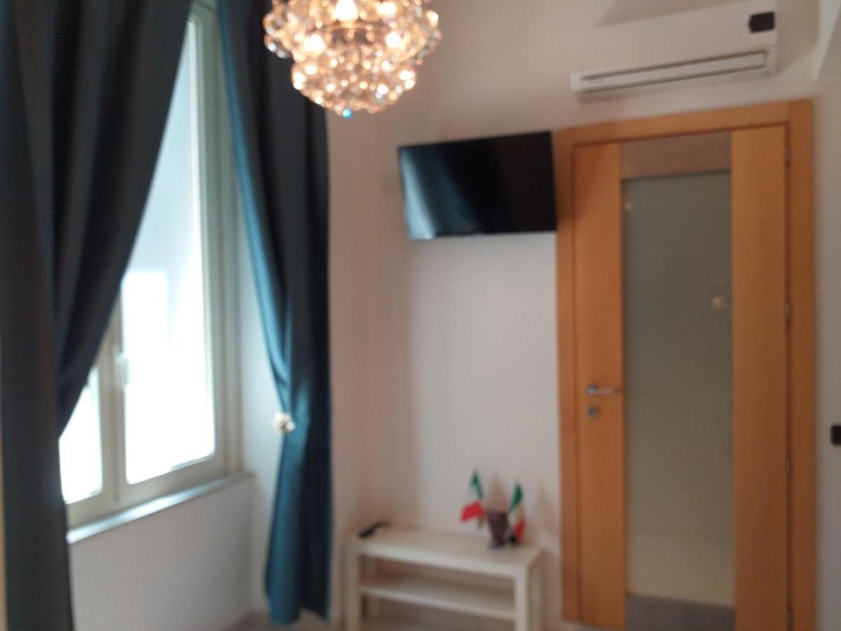 Bed and Breakfast Beb Pantarei Неаполь Номер фото